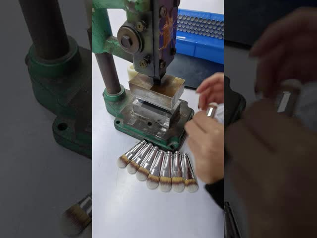 주문 OEM Eyeshadow Brush Sable Hair Smudge Brush Concealer Customize 100% Checked 온라인 제조